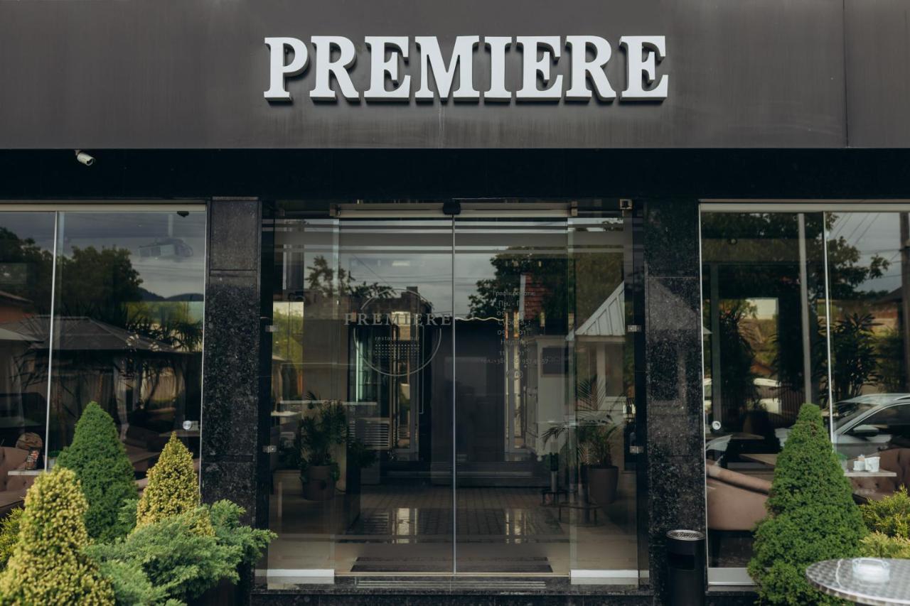 Premiere Hotel Huszt Kültér fotó