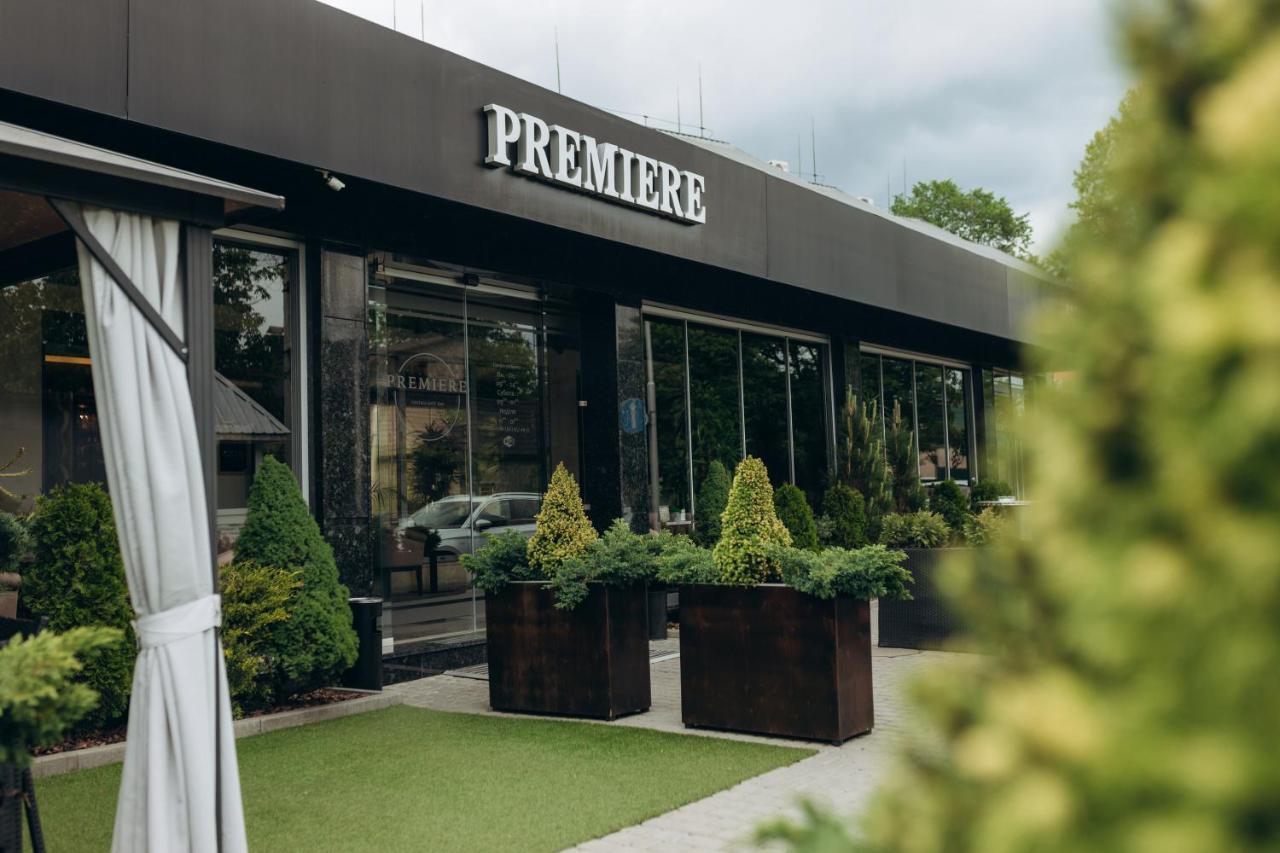 Premiere Hotel Huszt Kültér fotó