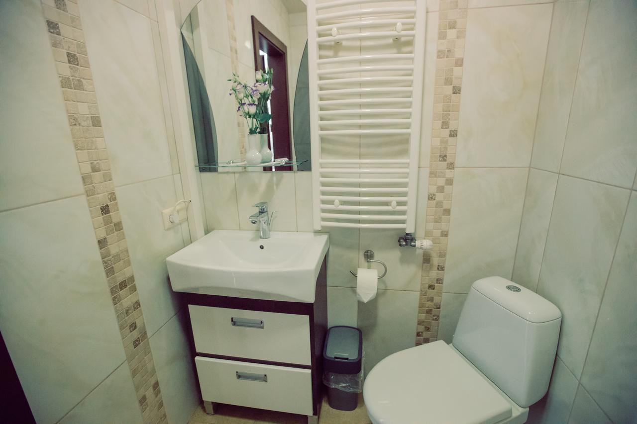 Premiere Hotel Huszt Kültér fotó